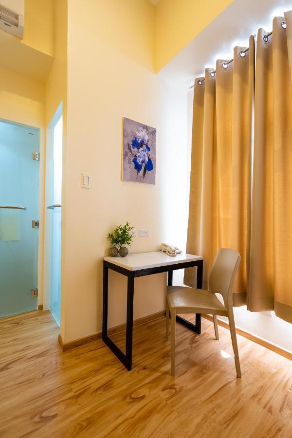 Myspace Hotel Comembo Тагуиг Екстериор снимка